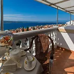 Charmantes Nur 700 Meter Zum Mit Meerblick, Pool, Bbq, Privatparkplatz Appartement