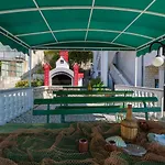 Charmantes Nur 700 Meter Zum Mit Meerblick, Pool, Bbq, Privatparkplatz Appartement Crikvenica