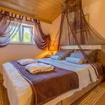 Charmantes Nur 700 Meter Zum Mit Meerblick, Pool, Bbq, Privatparkplatz * Crikvenica