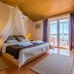 Appartement Charmantes Nur 700 Meter Zum Mit Meerblick, Pool, Bbq, Privatparkplatz Crikvenica