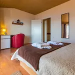 Charmantes Nur 700 Meter Zum Mit Meerblick, Pool, Bbq, Privatparkplatz *