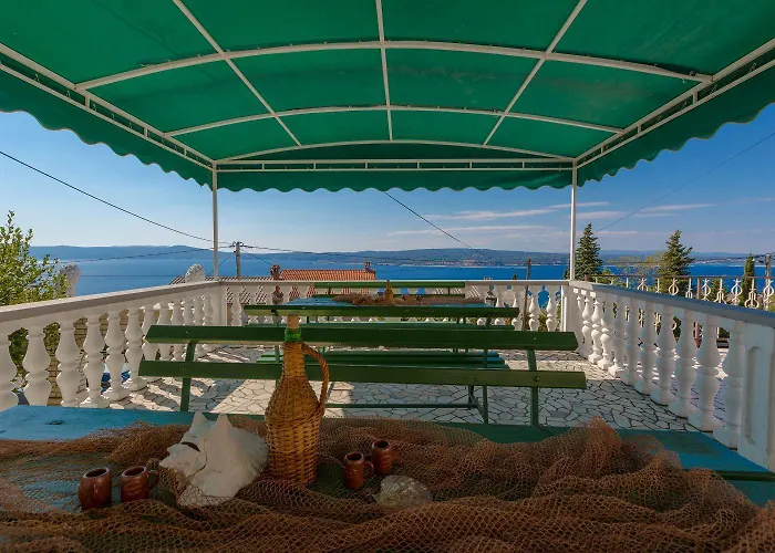 Charmantes Nur 700 Meter Zum Mit Meerblick, Pool, Bbq, Privatparkplatz Apartman Crikvenica