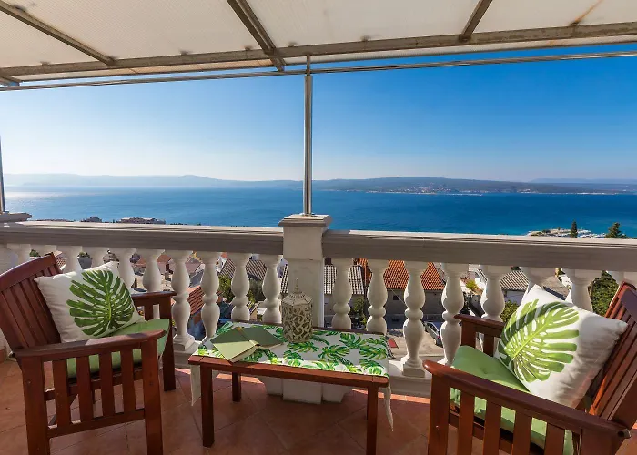 Charmantes Nur 700 Meter Zum Mit Meerblick, Pool, Bbq, Privatparkplatz *
